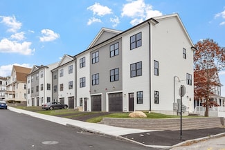 10 Windsor St Unit C, Worcester, MA 01605