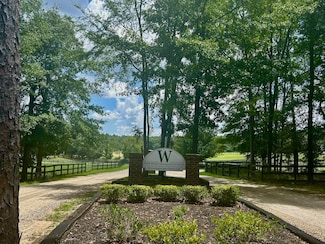 1368 Smiths Lawn Dr, Aiken, SC 29801