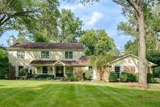 1401 Woodhill Ln Unit 12, Lake Forest, IL 60045