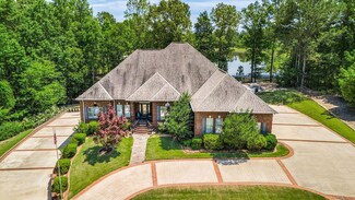 2477 Hidden Ridge Ln, Jasper, AL 35504