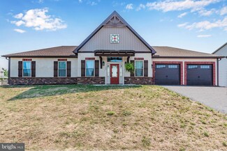 240 Stony Point Ave, Shippensburg, PA 17257