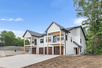 396 Strauss Ave, Green Lake, WI 54941
