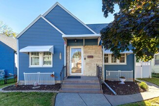 2205 15th St, Rock Island, IL 61201