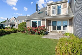 1 Ketch Ln, Quincy, MA 02171