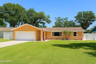 1013 Indian Oaks E, Daytona Beach, FL 32117
