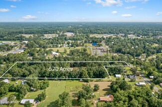 XXX Sinclair St, Chipley, FL 32428