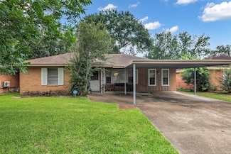 2015 Wakefield Dr, Houston, TX 77018