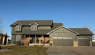 5706 W 16th St, Juniata, NE 68955
