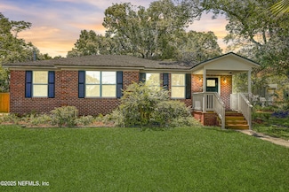 8198 Paul Jones Dr, Jacksonville, FL 32208