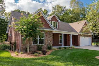 6796 Parwood Dr, Baxter, TN 38544