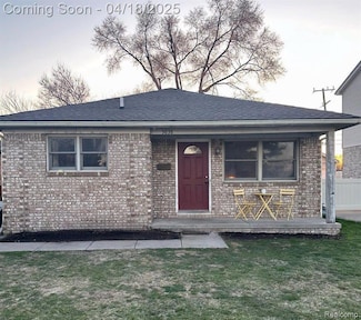 5838 Kolb Ave, Allen Park, MI 48101