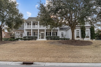 2213 Fox Hunt Ln, Wilmington, NC 28405