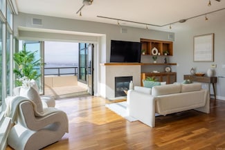 1199 Pacific Hwy Unit 1605, San Diego, CA 92101