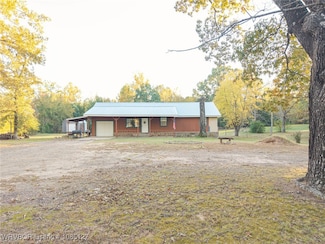 18371 New Hope Rd, Spiro, OK 74959