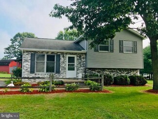 274 Henry St, Mifflintown, PA 17059
