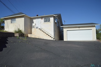 602 N 1st St, Gallup, NM 87301