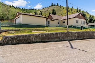 415 E 8th St, Anaconda, MT 59711