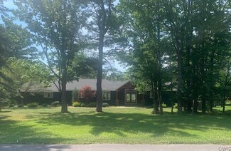 9 White Pine Rd, New Hartford, NY 13413