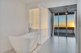 300 S Australian Ave Unit 1110, West Palm Beach, FL 33401