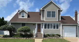 3805 Mansfield Dr, Seaford, NY 11783