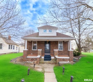 103 Washington St, Benson, IL 61516