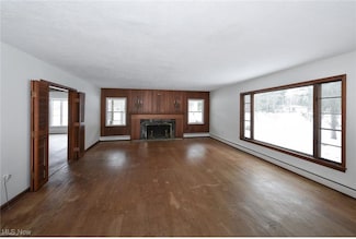 3370 Harris Rd, Broadview Heights, OH 44147