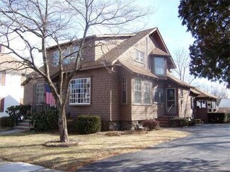 86 Leonard Ave, Haverhill, MA 01835