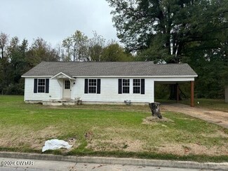 714 Gay St, Brownsville, TN 38012