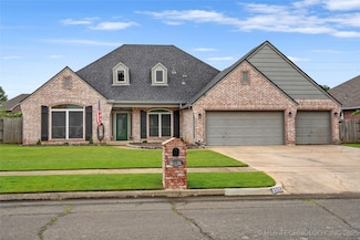 8905 N 137th Ave E, Owasso, OK 74055