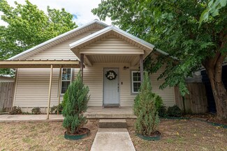 403 NW 9th St, Mineral Wells, TX 76067