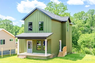 1130 8th St, Statesville, NC 28677