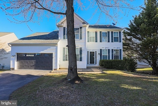 1374 Redfield Dr, Sykesville, MD 21784