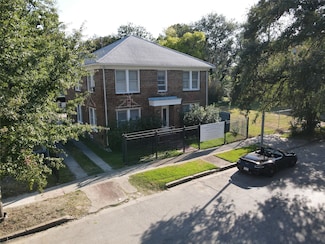 1323 W Bell St, Houston, TX 77019