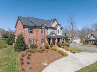 5004 Scotland Ct, Clemmons, NC 27012