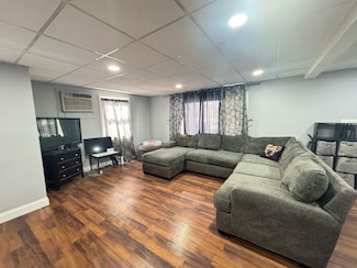 104 River St, East Rutherford, NJ 07073