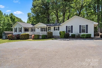 370 Shiloh Rd, Statesville, NC 28677