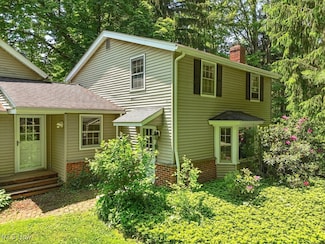 37845 Miles Rd, Chagrin Falls, OH 44022