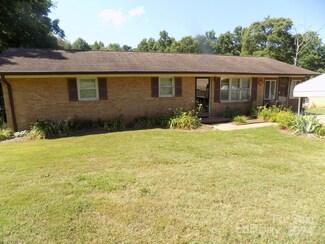 216 Cliffside St, Mooresboro, NC 28114