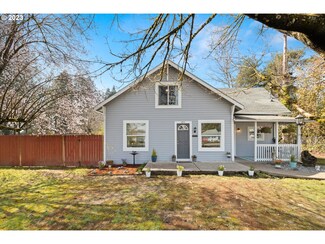 1211 N College St, Newberg, OR 97132