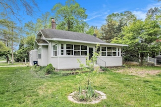 25508 Country Club Dr, South Bend, IN 46619