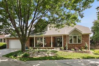 6415 Westminster Ct, Lincoln, NE 68510