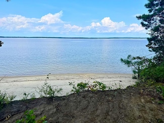 508 S Santa Barbara Dr, Abbeville, AL 36310