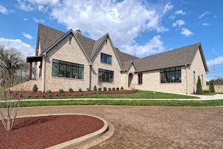 721 Halcyon Way, Columbia, TN 38401