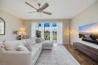 1050 Albany Ct Unit 199, Naples, FL 34105