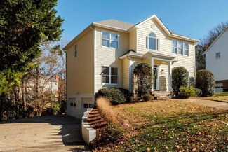3845 Venice Dr, Clemmons, NC 27012