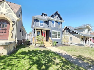 1323 Lincoln Ave, Saint Paul, MN 55105