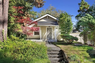 3304 7th Ave W, Seattle, WA 98119