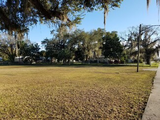 1911 SW 7th Ave, Okeechobee, FL 34974