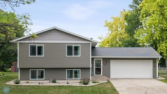 808 5th Ave E, West Fargo, ND 58078