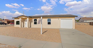 14724 Cactus Ridge Ln, El Paso, TX 79928